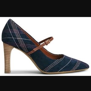 Aerosoles Tax Return 10M Navy Suede NIB